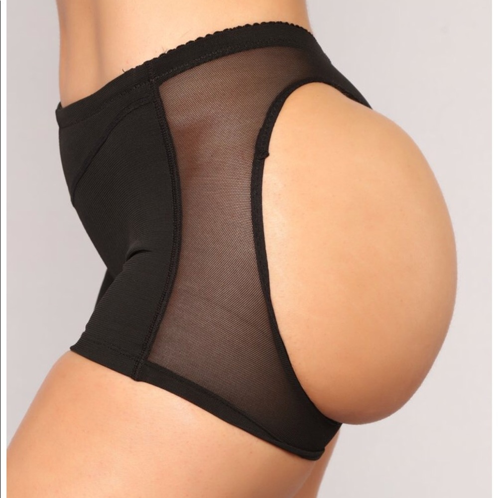 Fashion nova butt lifter II Shorts NWT never worn